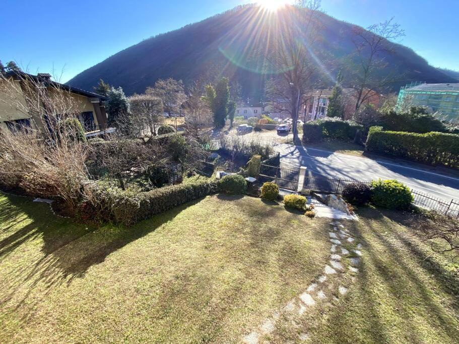 Casa Vacanza Veronica Con Giardino Verbania Exterior foto